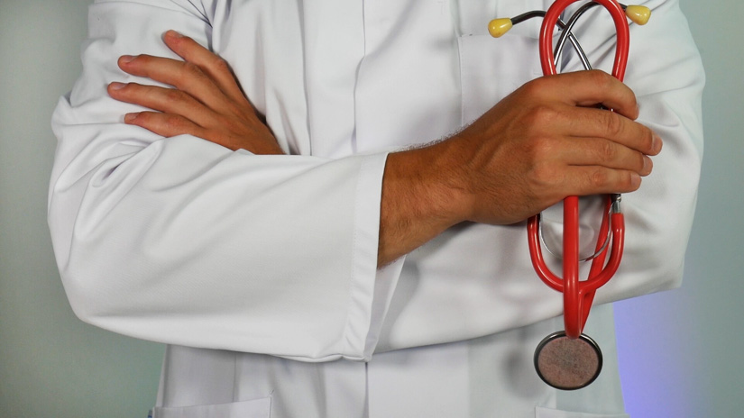 Versichertenbefragung: Vertrauen in Ärzte hoch, „Ressource“ Arzt wird knapper