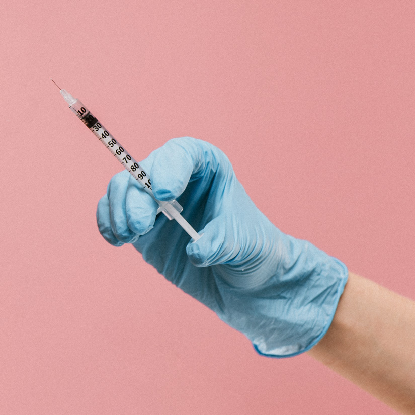 COVID-19-Impfung: Vorrang für Gesundheitsberufe und Risikopatienten
