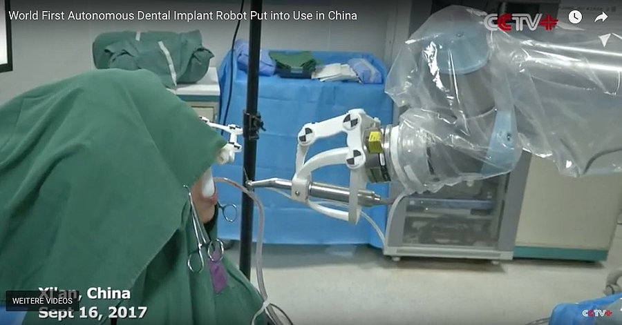 Roboter führt Zahn-OP ohne menschliche Hilfe durch