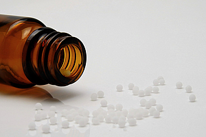"Unwissenschaftliche Heillehre?" Zusatzbezeichnung "Homöopathie" soll weg