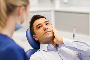 Mehr Schmerzbehandlung in Zahnarztpraxen seit April