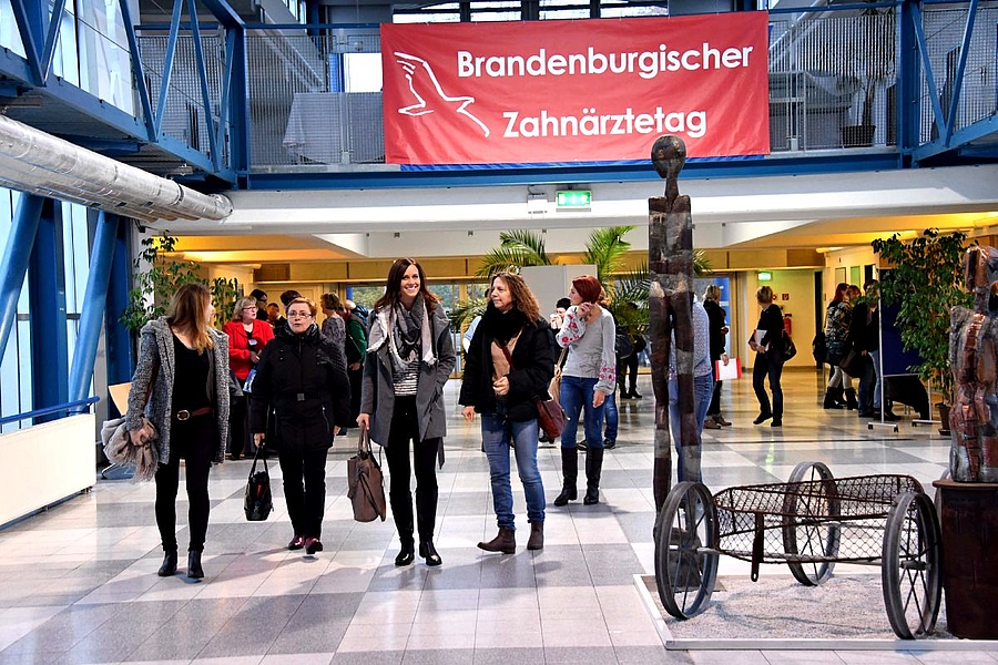 Brandenburgischer Zahnärztetag: Mehr als Ästhetik