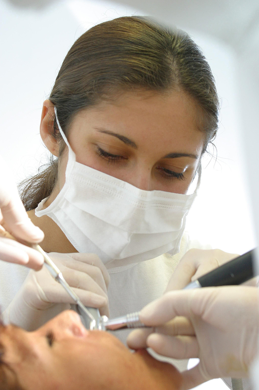 Zahnärzte und Zahntechniker sind Hygieneprofis