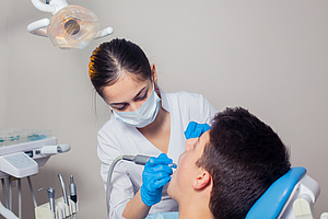 Studie zum Arbeitserleben in Zahnarztpraxen