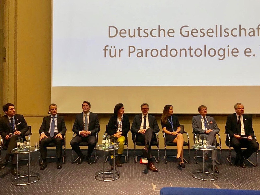 „THEORIE trifft PRAXIS – Alles klasse, oder was?“