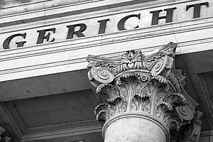 Fragwürdige Laborrechnungen: Strafprozess gegen Zahnärztin