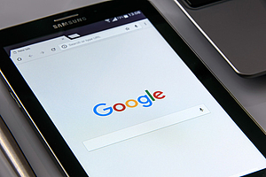 Ärzte sollten "Dr. Google" empfehlen