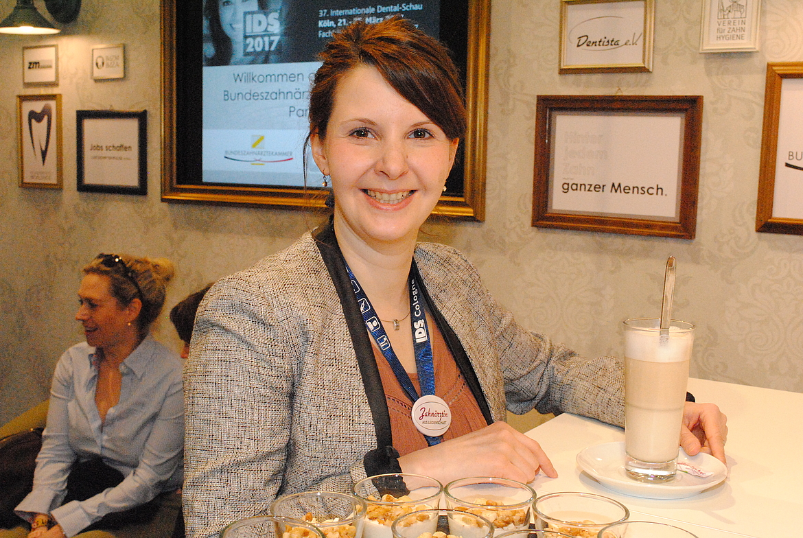 Dr. Nele Kettler, Zahnärztin, IDZ (Bildquelle: Dentista e.V.)
