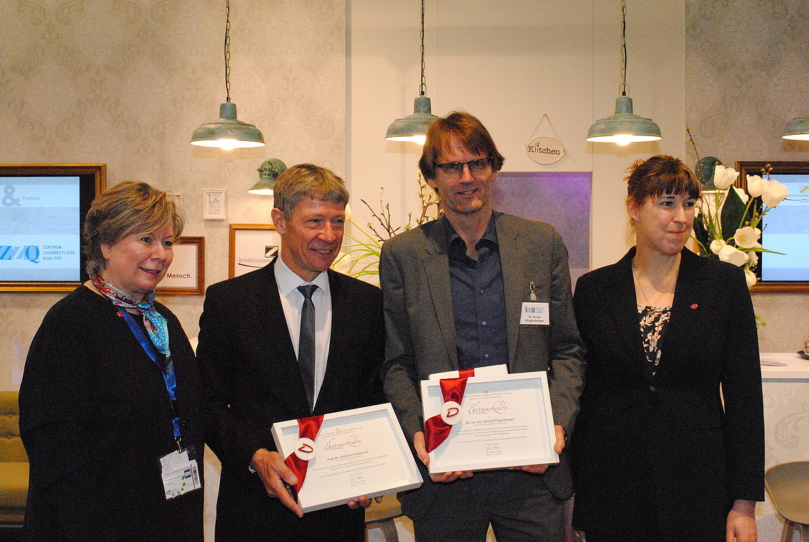 von links: Birgit Wolff, Dentista Initiatorin, Prof. Dr. Dietmar Osterreich, BZÄK-Vizepräsident, Dr. David Klingenberger, IDZ, und Dr. Susanne Fath, Präsidentin des Dentista e.V. (Bildquelle: Dentista e.V.)