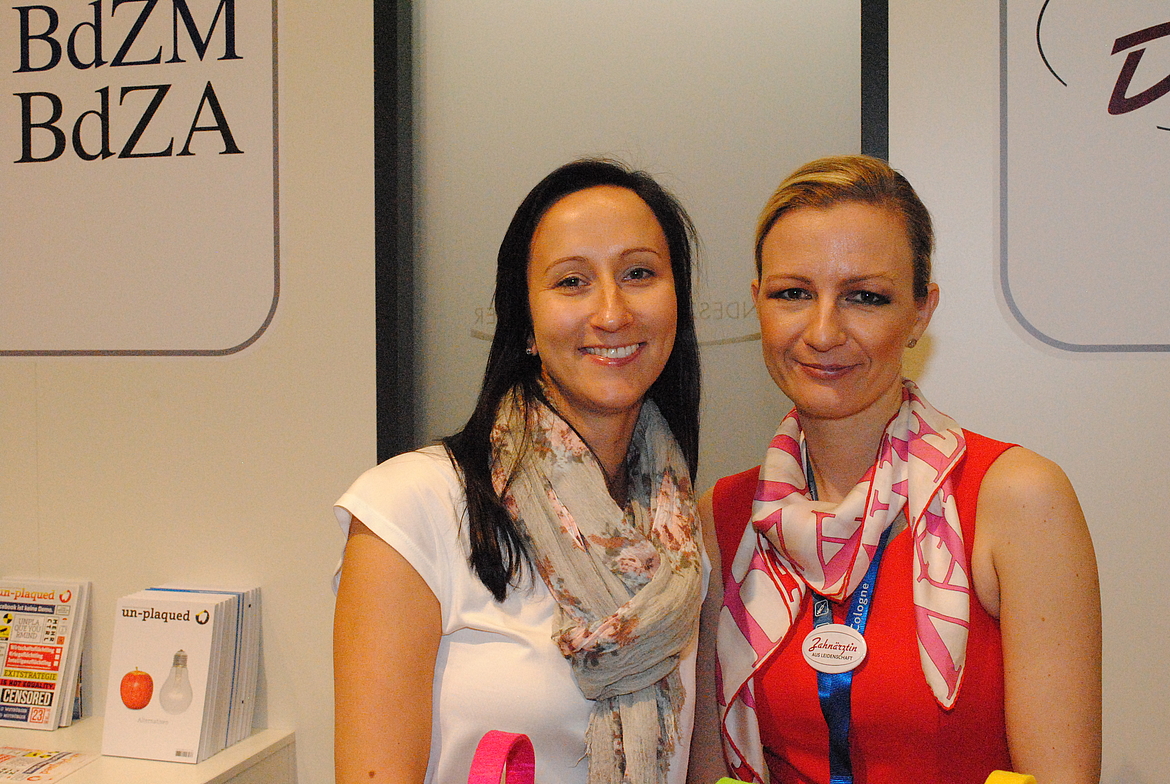 Christine Bellmann und Juliane von Hoyningen-Huene (Bildquelle: Dentista e.V.)