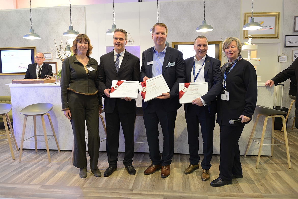 von links: Dr. Susanne Fath, Thomas Kirches/Gerl, Jan-Philipp Schmidt, Wolfgang Becker, Birgit Wolff (Bildquelle: Irmler/BZÄK)