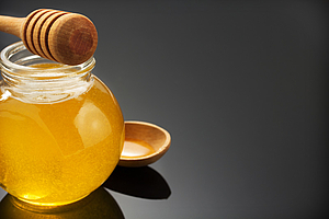 Manuka-Honig wirksam bei Parodontitis?
