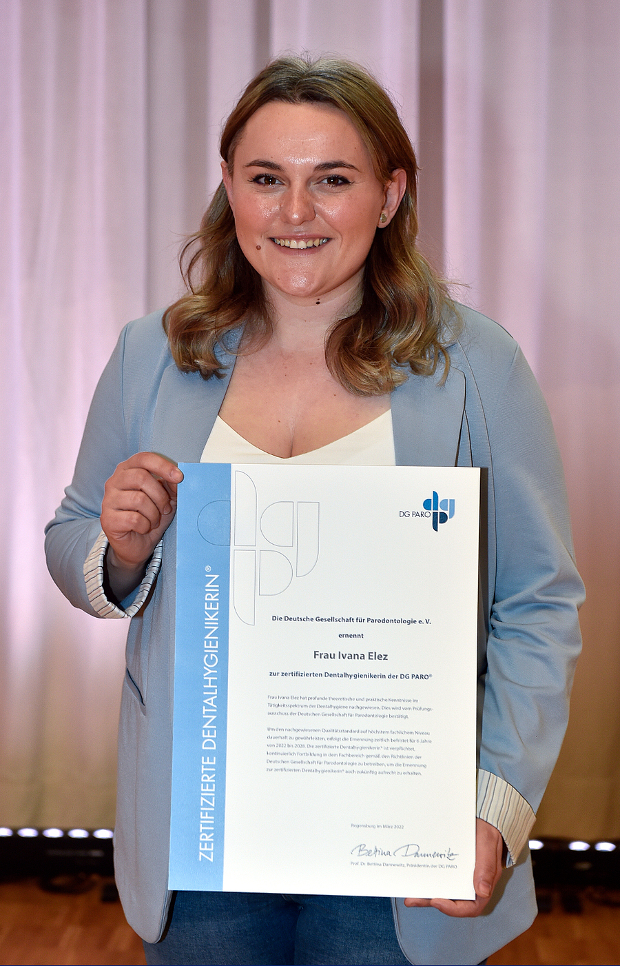 DG PARO ernennt erste zertifizierte Dentalhygienikerin der DG PARO®