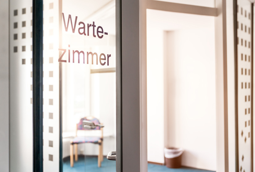 Wartezimmer: Patienten wollen WLAN statt Lesezirkel