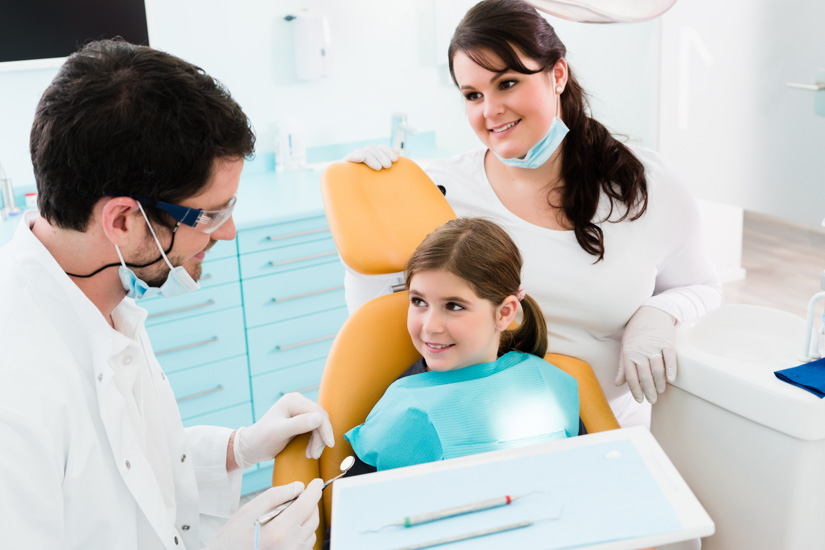 Kinder und Jugendliche beim Zahnarzt: Normalität ist das Ziel