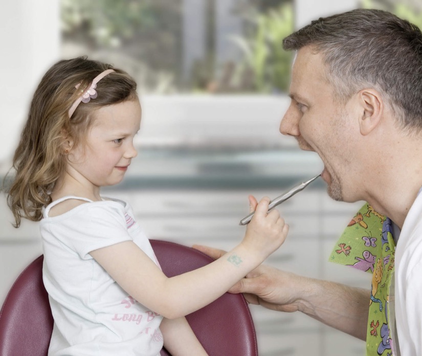 Vorsorge - Mehr Kinder beim Zahnarzt