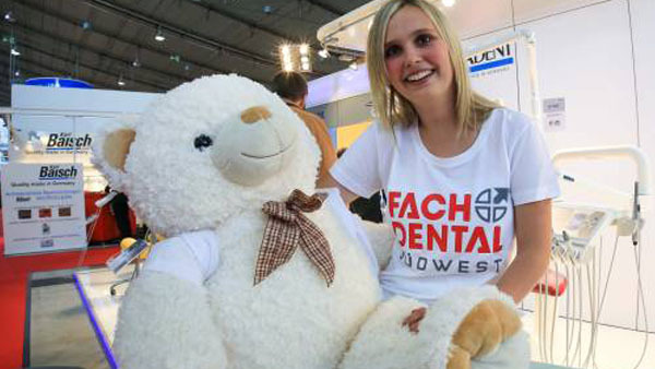 EVIDENT bei der Fachdental Südwest in Stuttgart